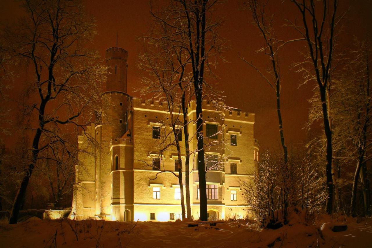 Zamek Karpniki Schloss Fischbach Lomnica  Esterno foto
